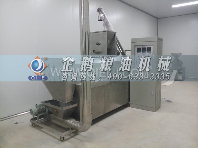 企鵝牌核桃油榨油設(shè)備,生產(chǎn)綠色健康油受大眾喜愛(ài)(圖3) 企鵝牌核桃油榨油設(shè)備,生產(chǎn)綠色健康油受大眾喜愛(ài)(圖3)